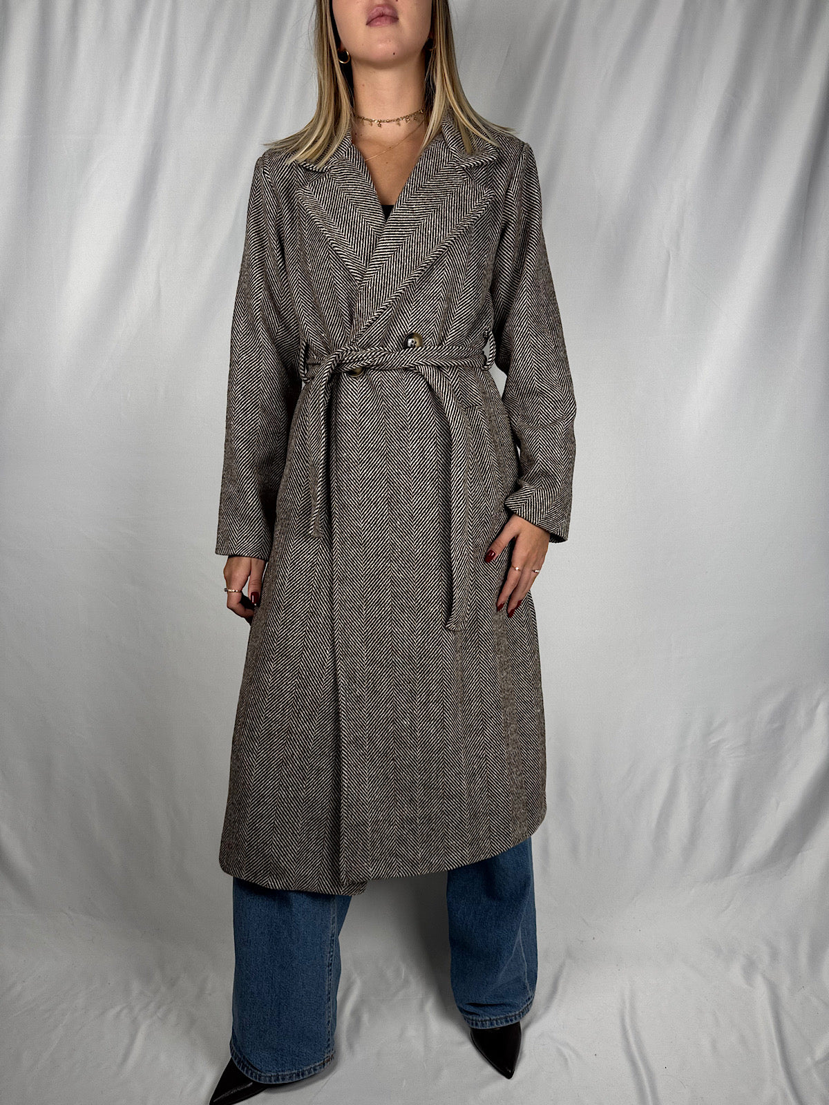 Capotto Lungo con Cintura Spigato Marrone Armonia