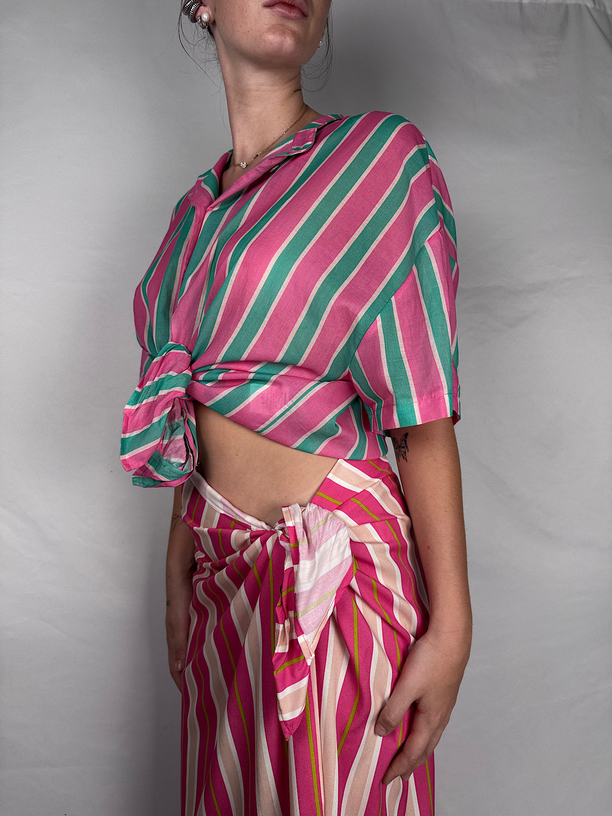 Camicia in  Mussola a Righe Tensione-in Rosa e Turchese