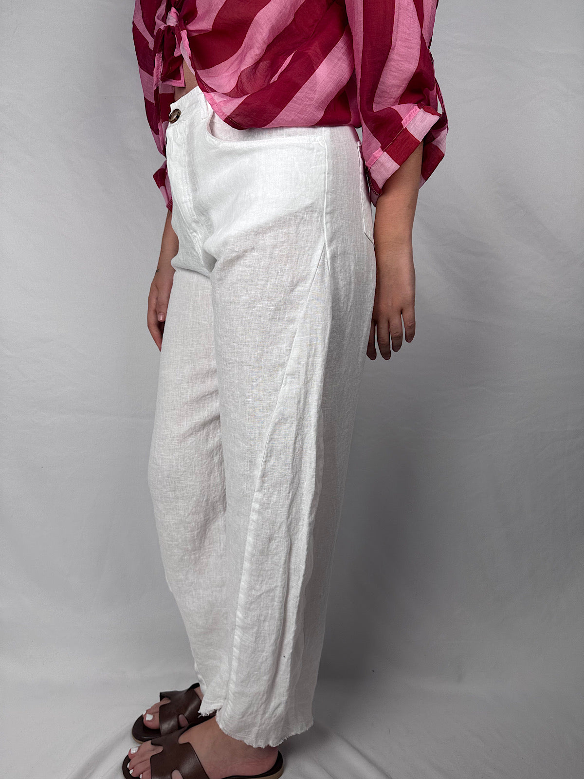 Pantalone Barrel Lino Sfrangiato Tensione In Bianco