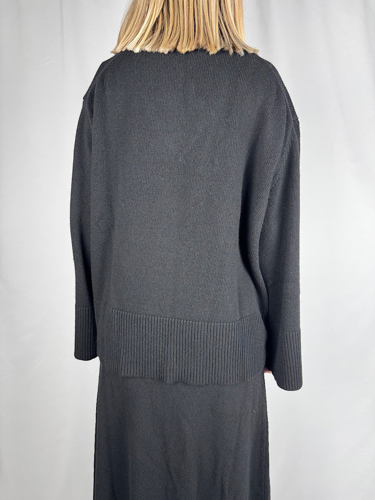 Maglia Collo V Nera Vicolo