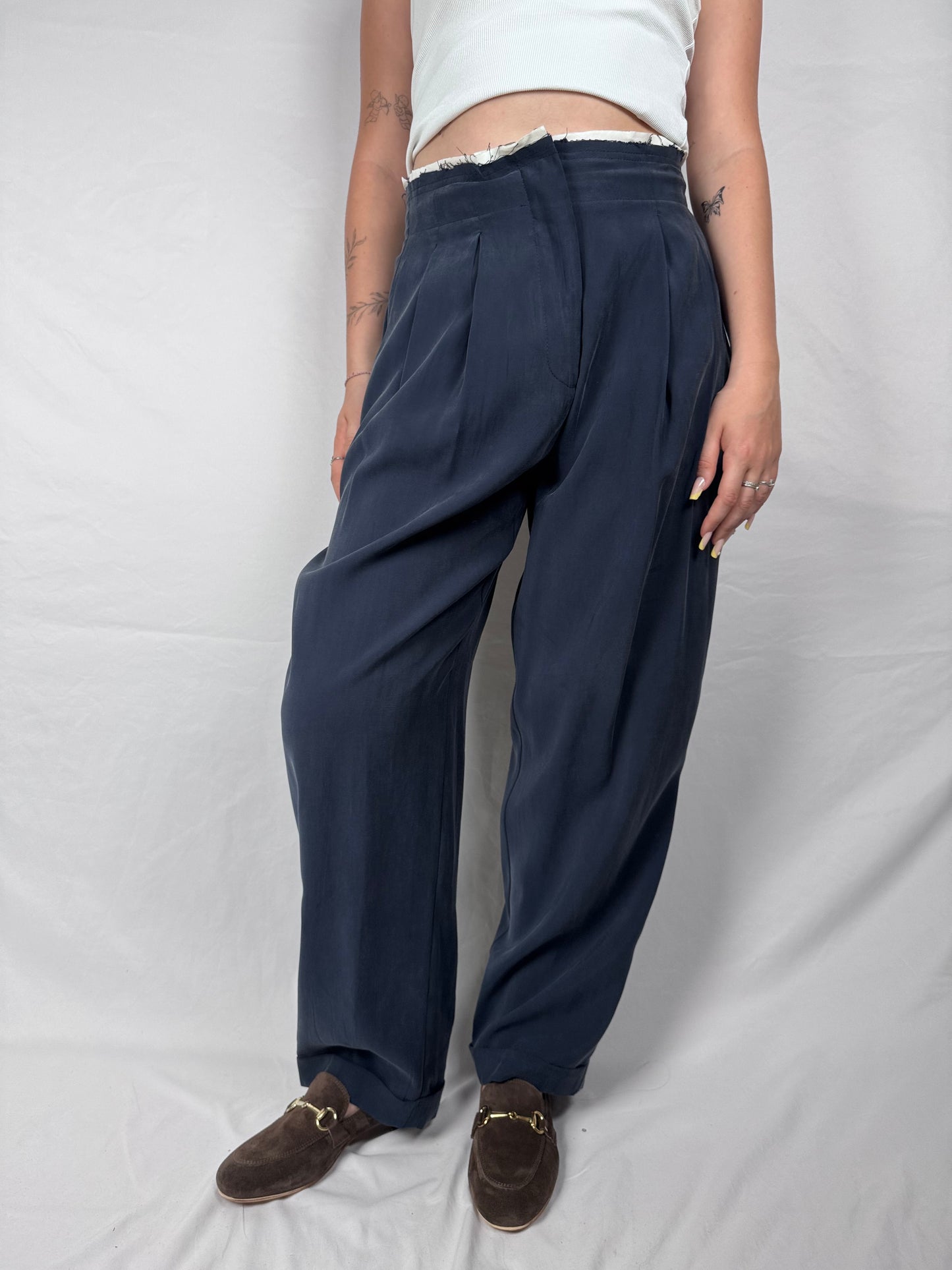 Pantalone con Cinturone Taglio Vivo Vicolo Blu