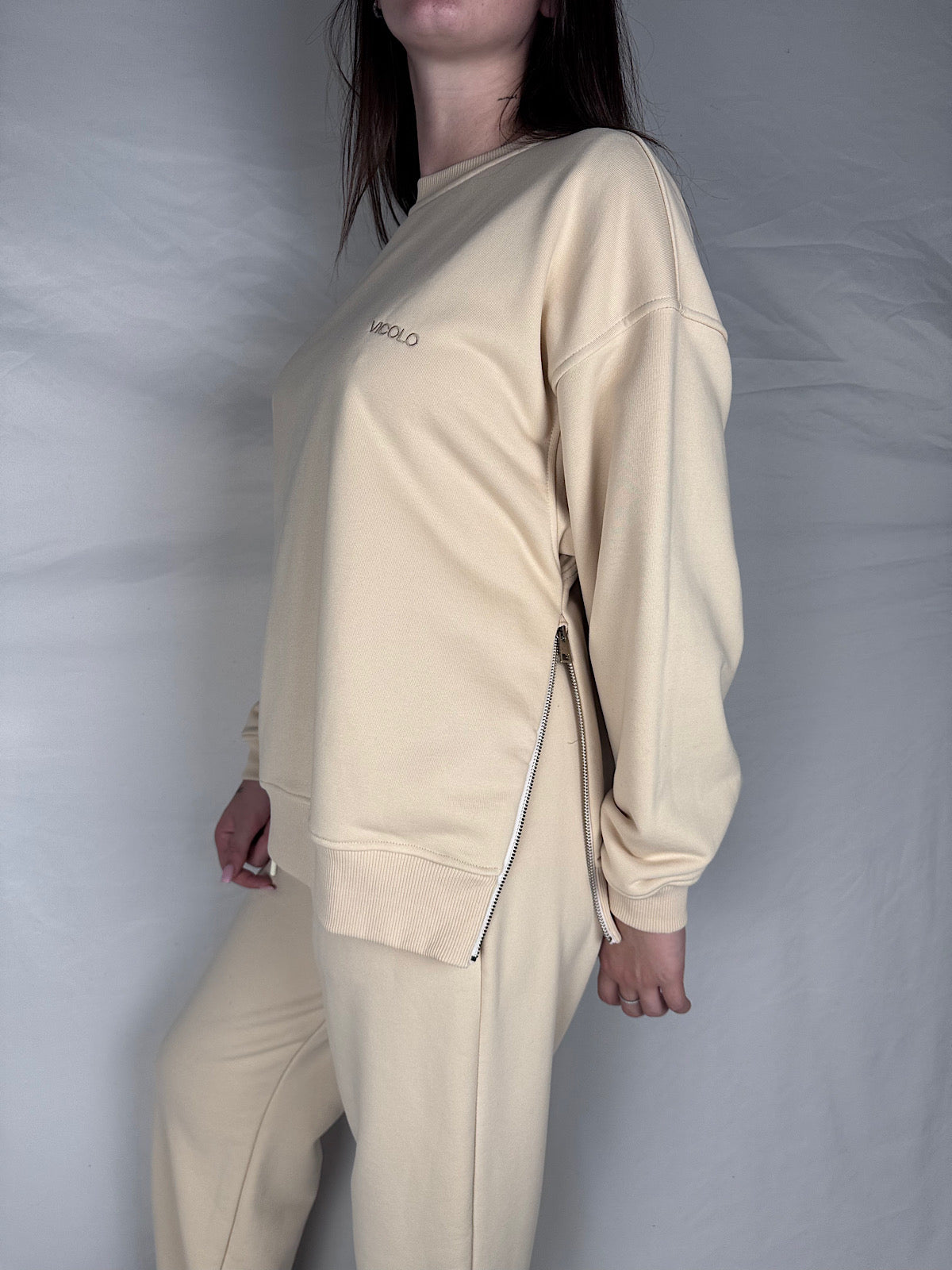 Felpa con Spacchi Zip Vicolo Burro