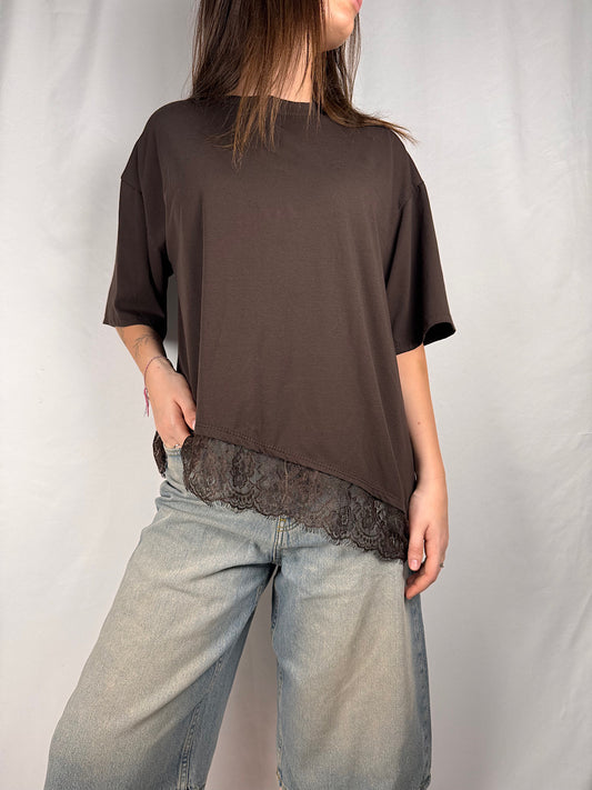 T-Shirt Con Pizzo sul Fondo Armonia Moro
