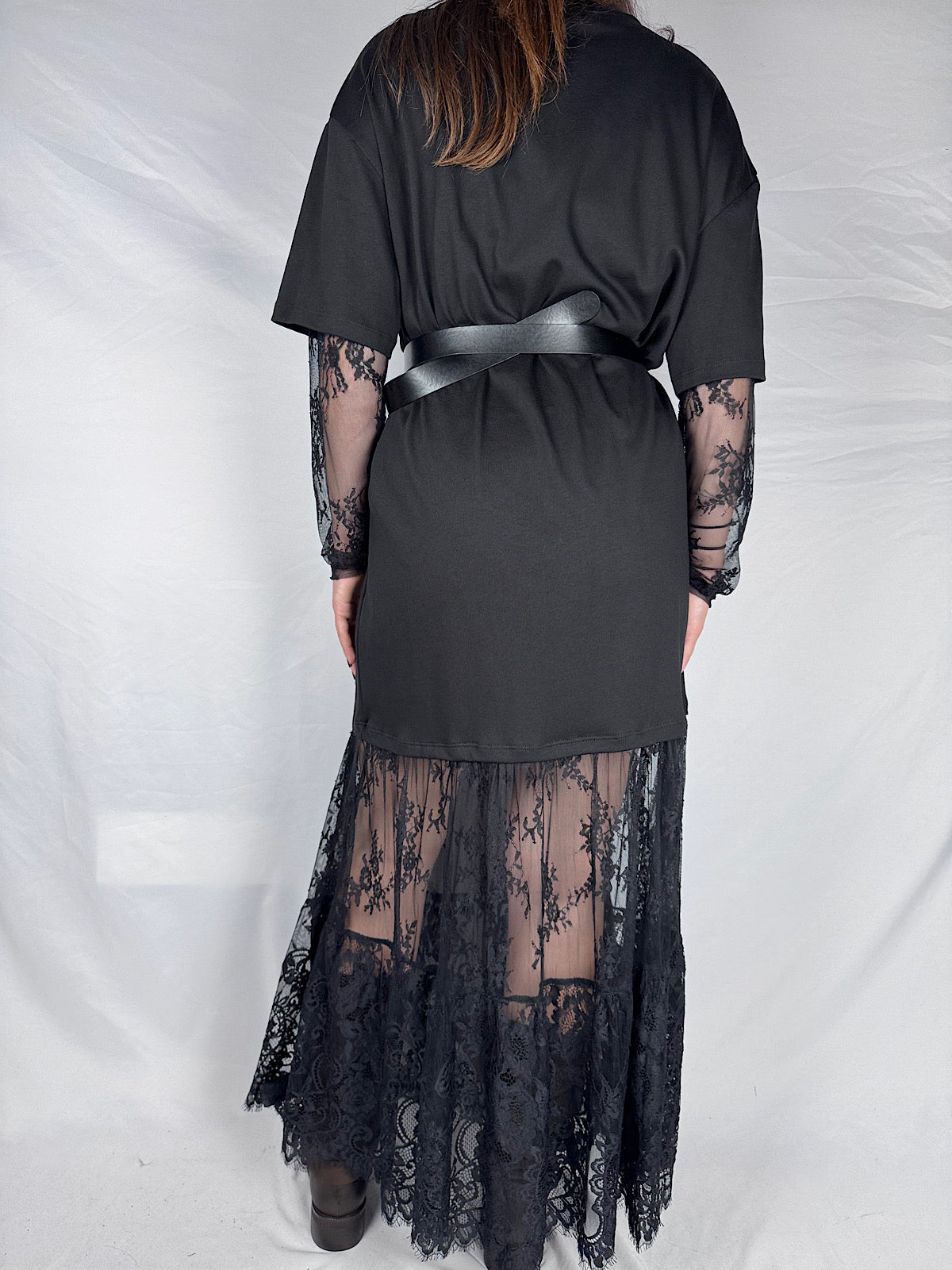 Abito T-shirt con Pizzo Vicolo Nero