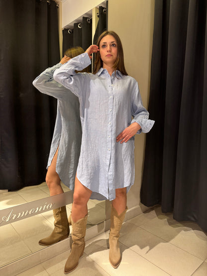 Camicia Lunga Azzurra In Lino Con Spacchi