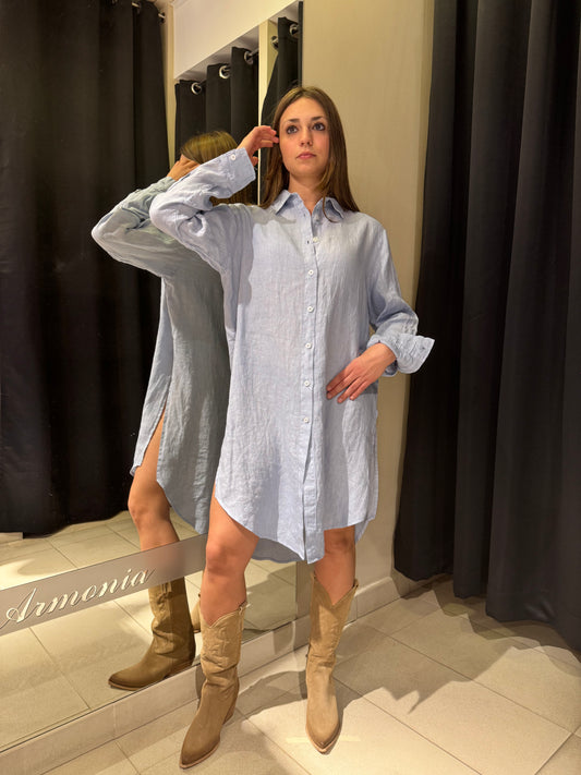 Camicia Lunga Azzurra In Lino Con Spacchi