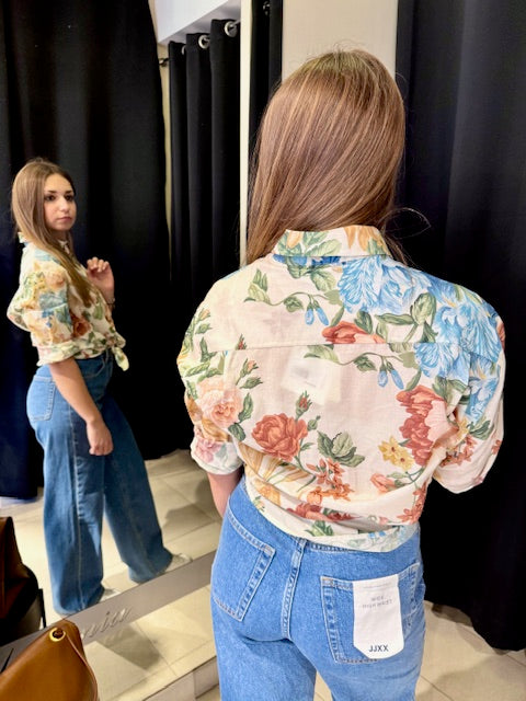 Camicia In Mussola Maniche Corte Fantasia Floreale