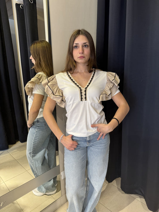T-Shirt Bianca Scollo A V Con Rouches Beige