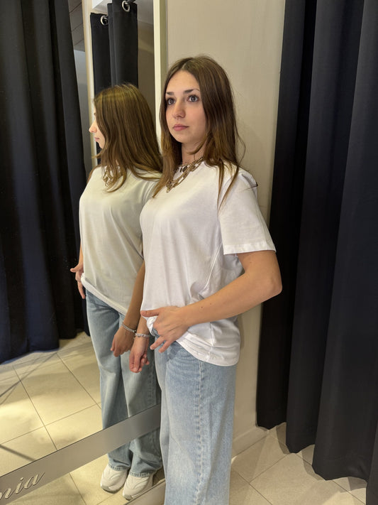 T-Shirt Bianca Con Collana