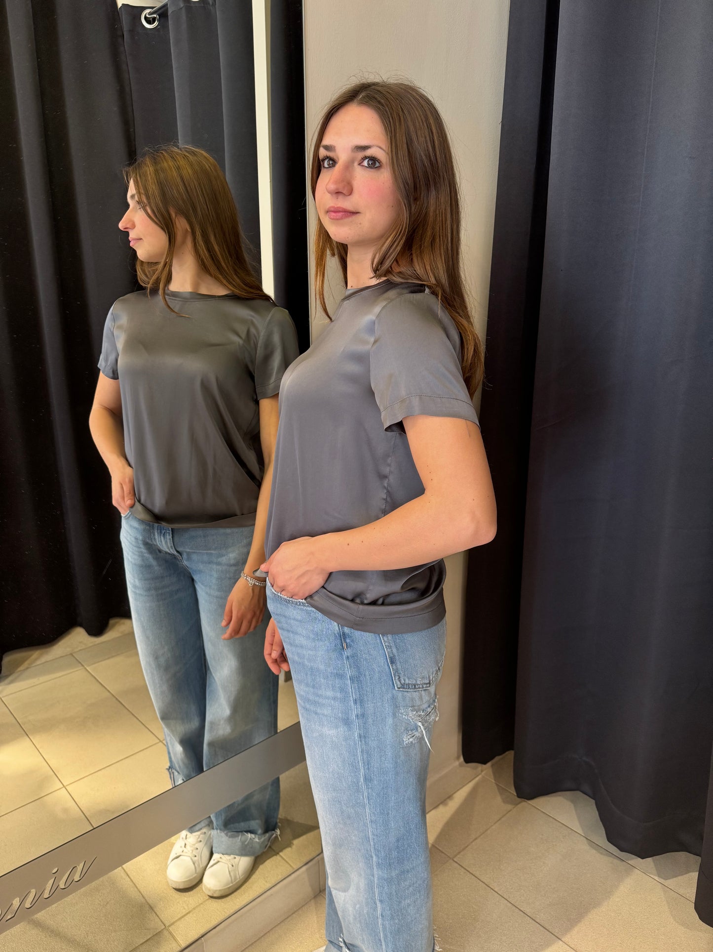 T-Shirt In Satin Girocollo