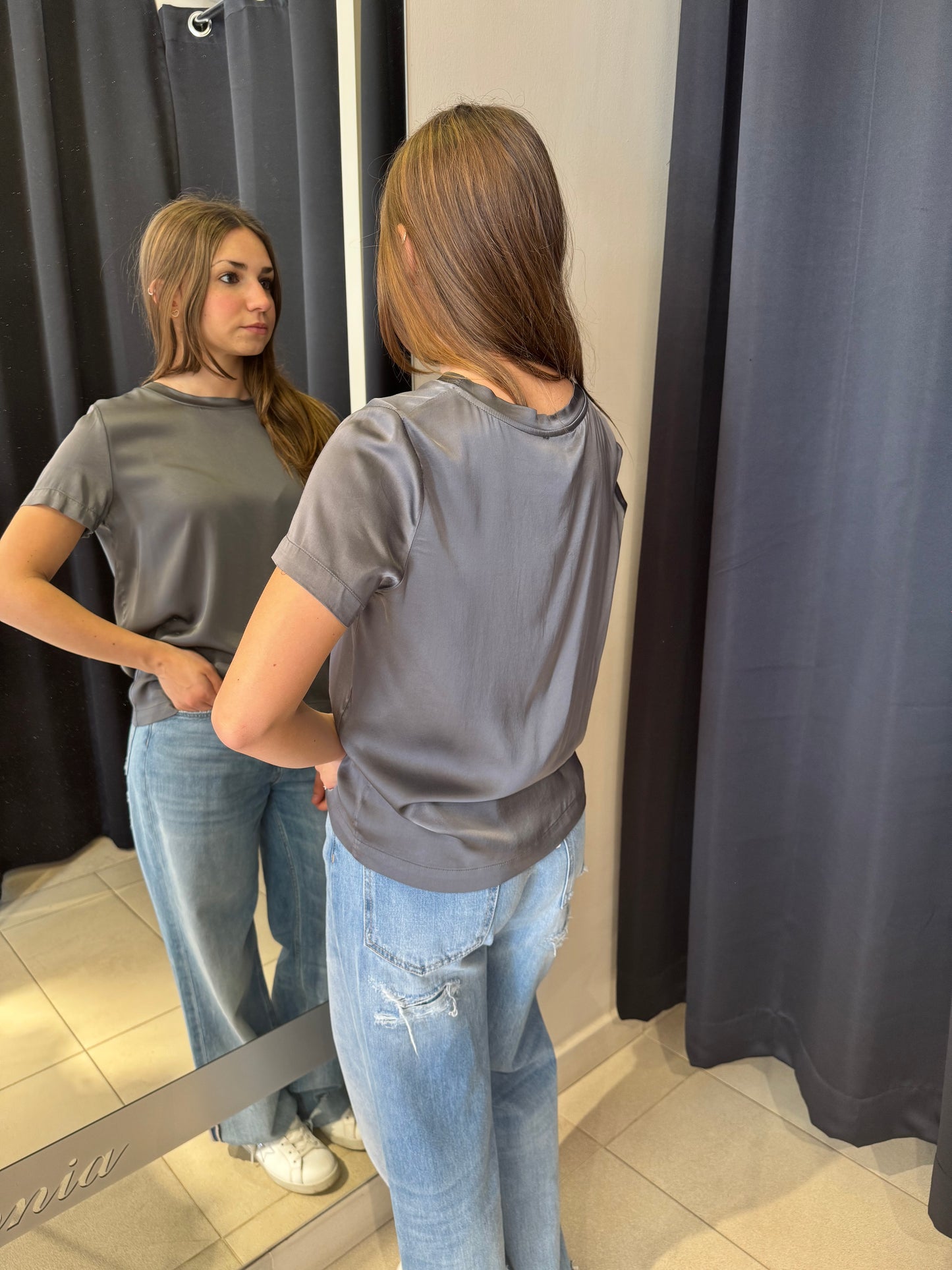 T-Shirt In Satin Girocollo