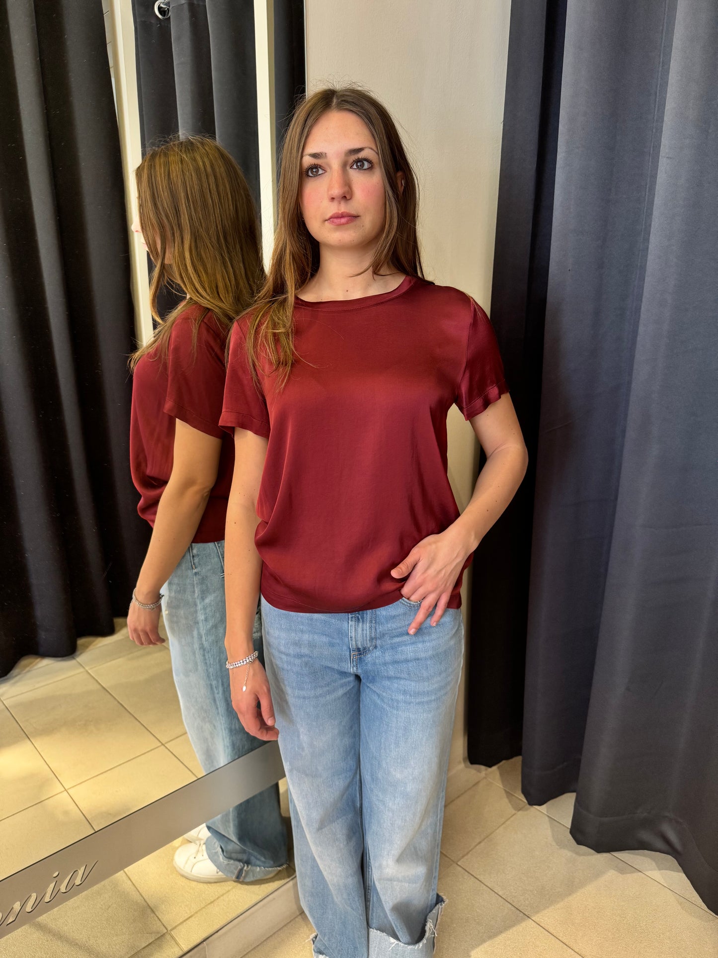 T-Shirt In Satin Girocollo