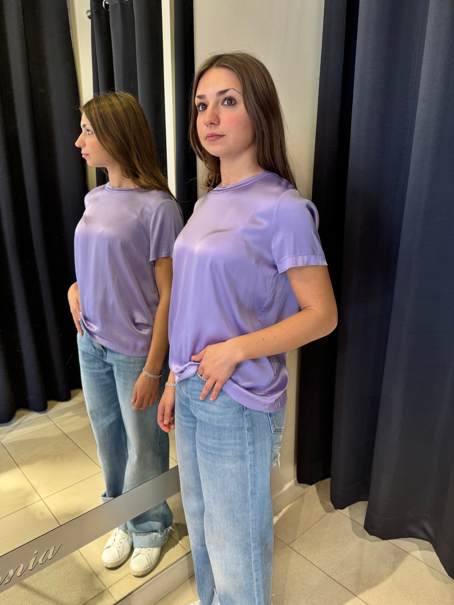 T-Shirt In Satin Girocollo