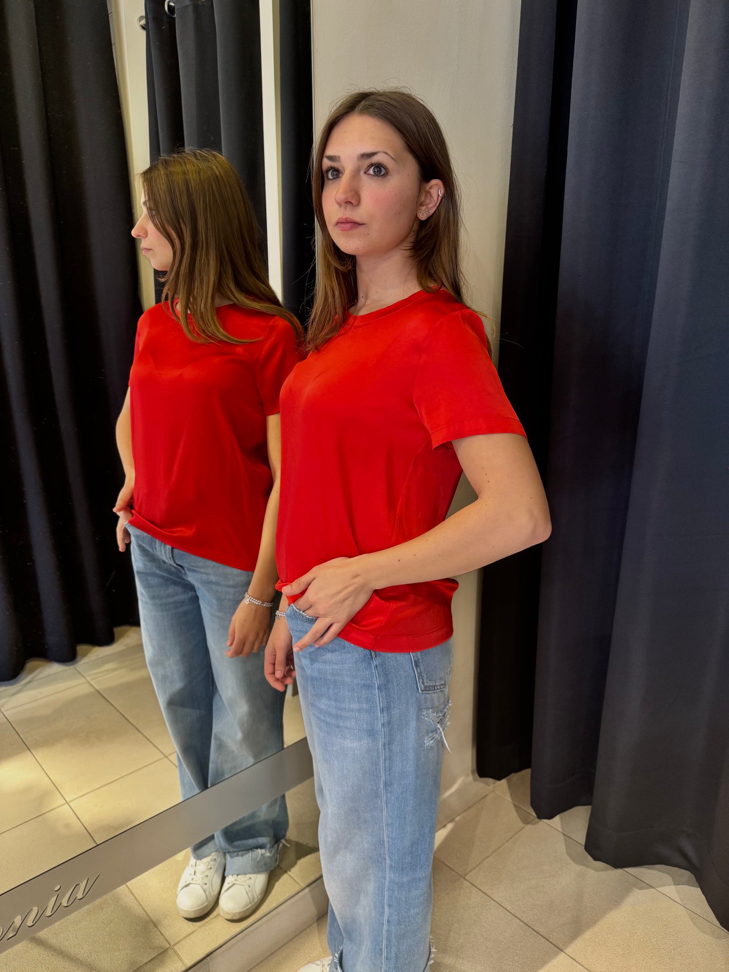 T-Shirt In Satin Girocollo