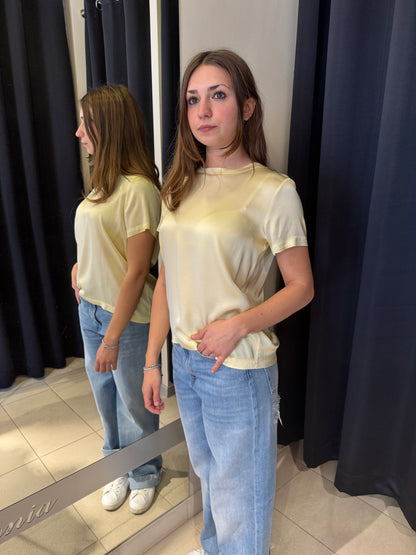 T-Shirt In Satin Girocollo