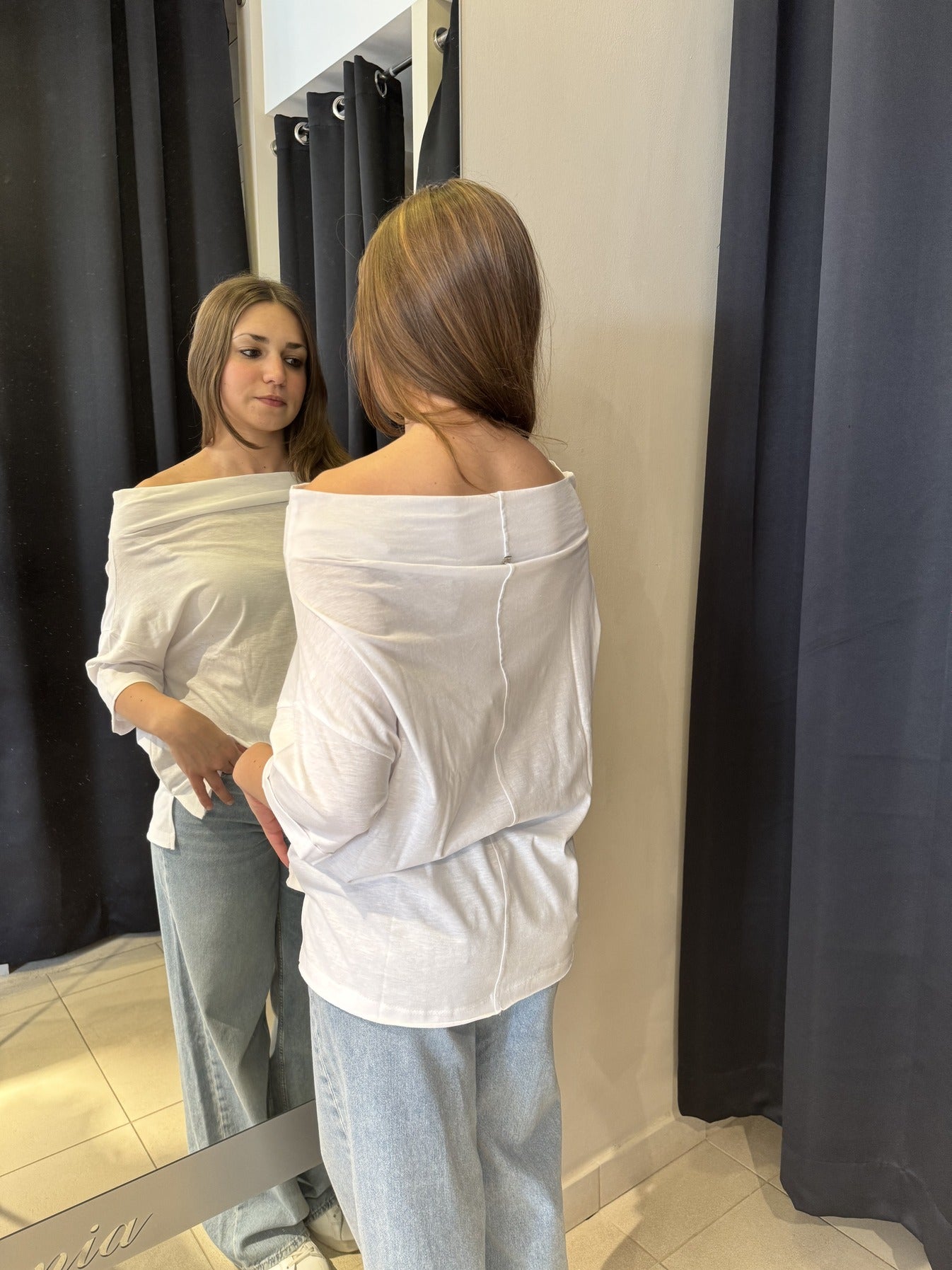 T-Shirt Basic Scollo A Barca Bianca