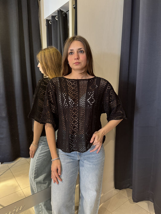 T-Shirt Manica A Tre Quarti Traforata Nera