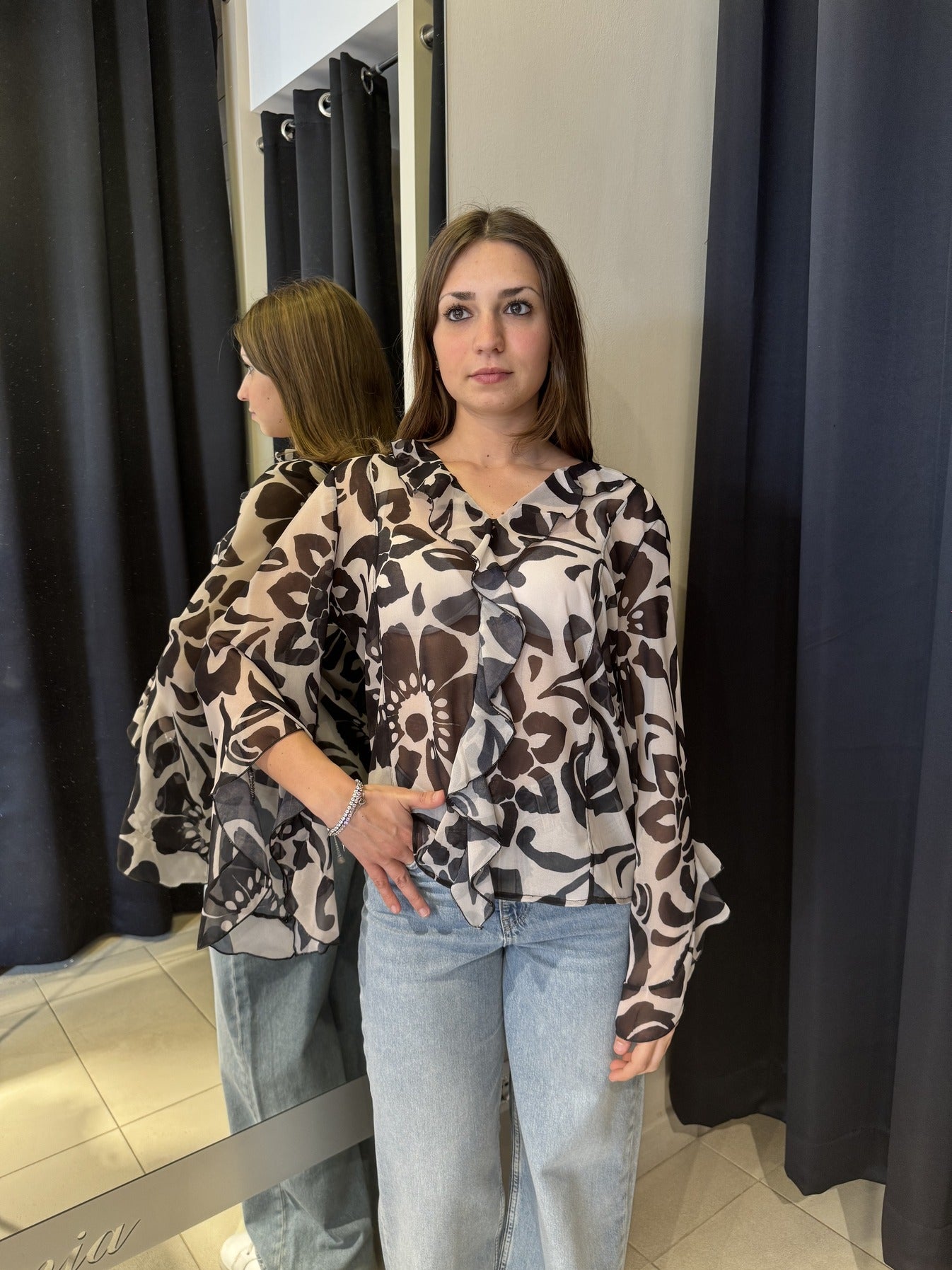 Camicia Scollo A V In Georgette Fantasia