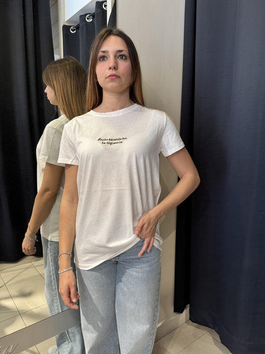 T-Shirt Bianca Con Ricamo "Anche Secondo Me Ho Ragione Io"